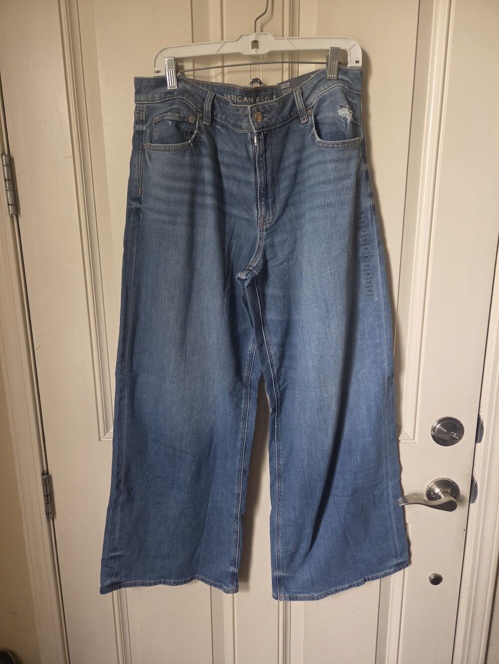 American Eagle Outfitters Light Bright Indigo Baggy Wide Leg 💙 "NWT"
